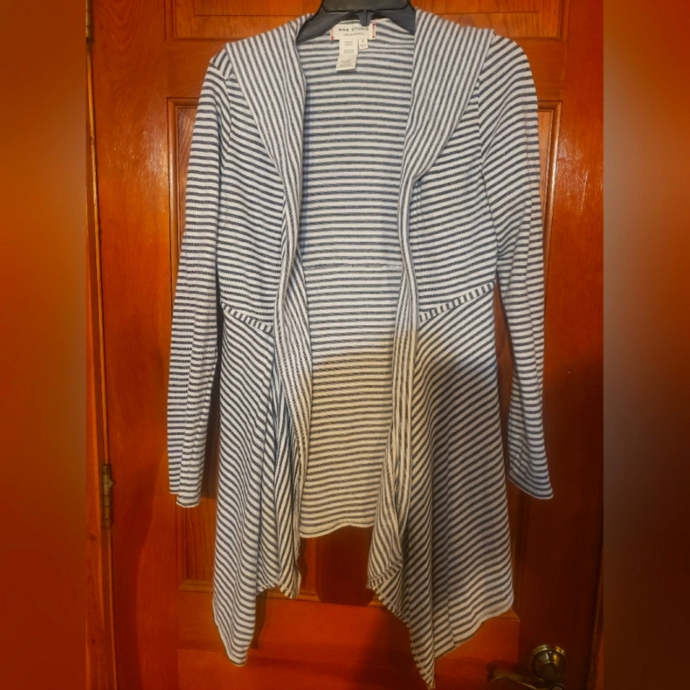 Max studio , grey and white stripe tunic